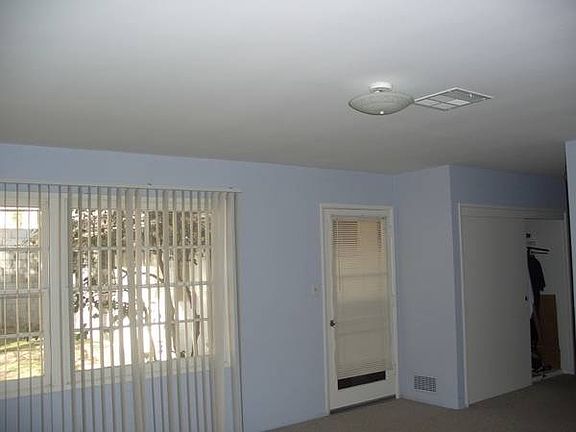 5th image of 1175 S Oak Knoll Ave