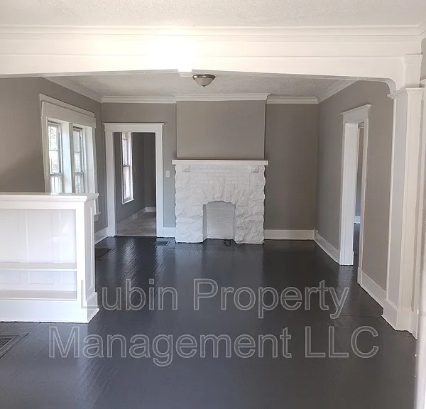 1628 E McLemore Ave — Photo 2
