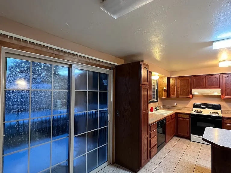1905 NW Kenny Dr — Photo 7