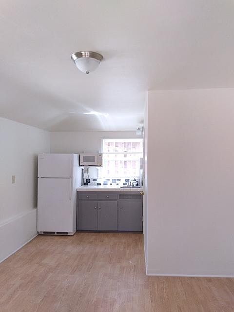 1st image of 2627 Prospect Ave