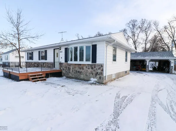 402 Nelson Dr, Horace, ND 58047