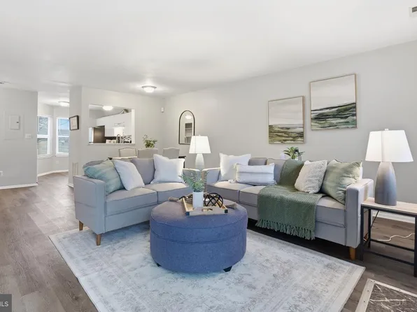 21 Ute Ct, Middle River, MD 21220