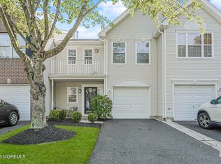 4 Waterville Rd, Manalapan, NJ 07726