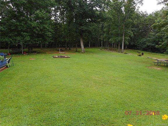 3rd image of 2648 Glenridge Dr