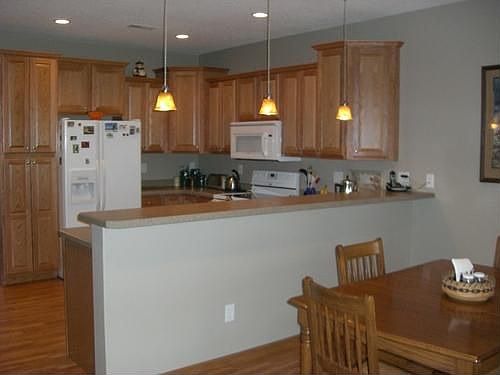 4th image of 543 E Bear Dr