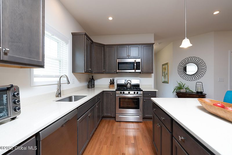 5th image of 25 Justin Street