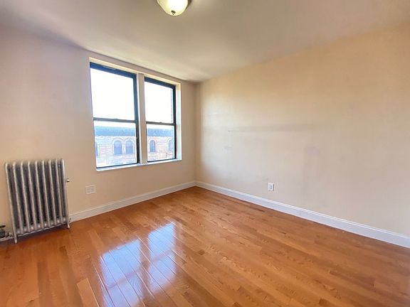 2nd image of 500 W 140th St #G5