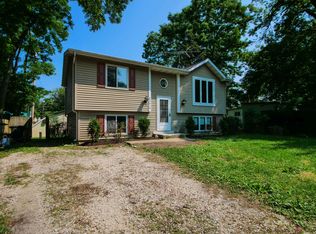 23614 124th Pl, Trevor, WI 53179