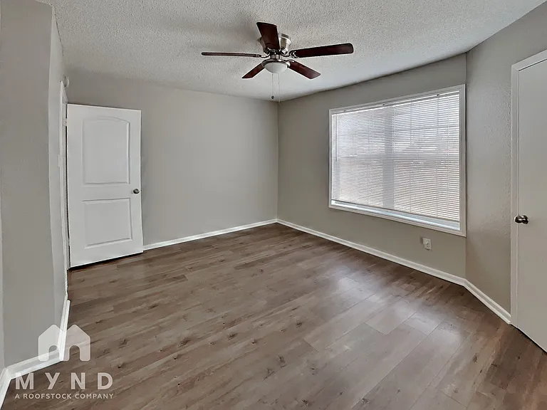 306 E Stanford St — Photo 7