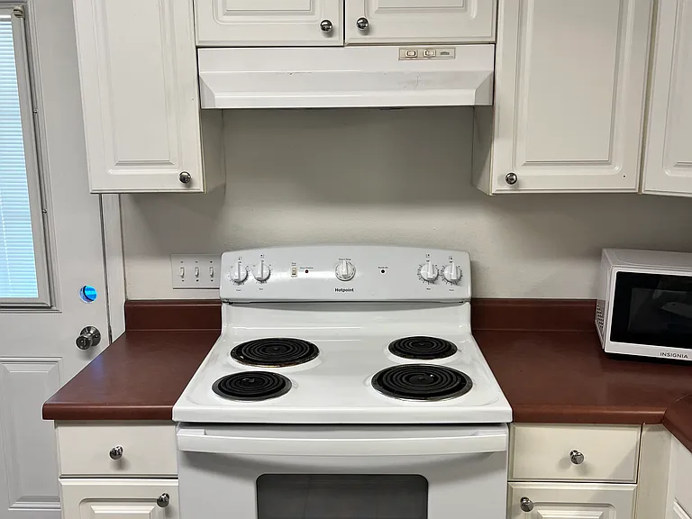 178 S Concord Rd #A — Photo 12