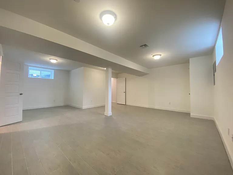 881 Sinclair Ave #2F — Photo 28