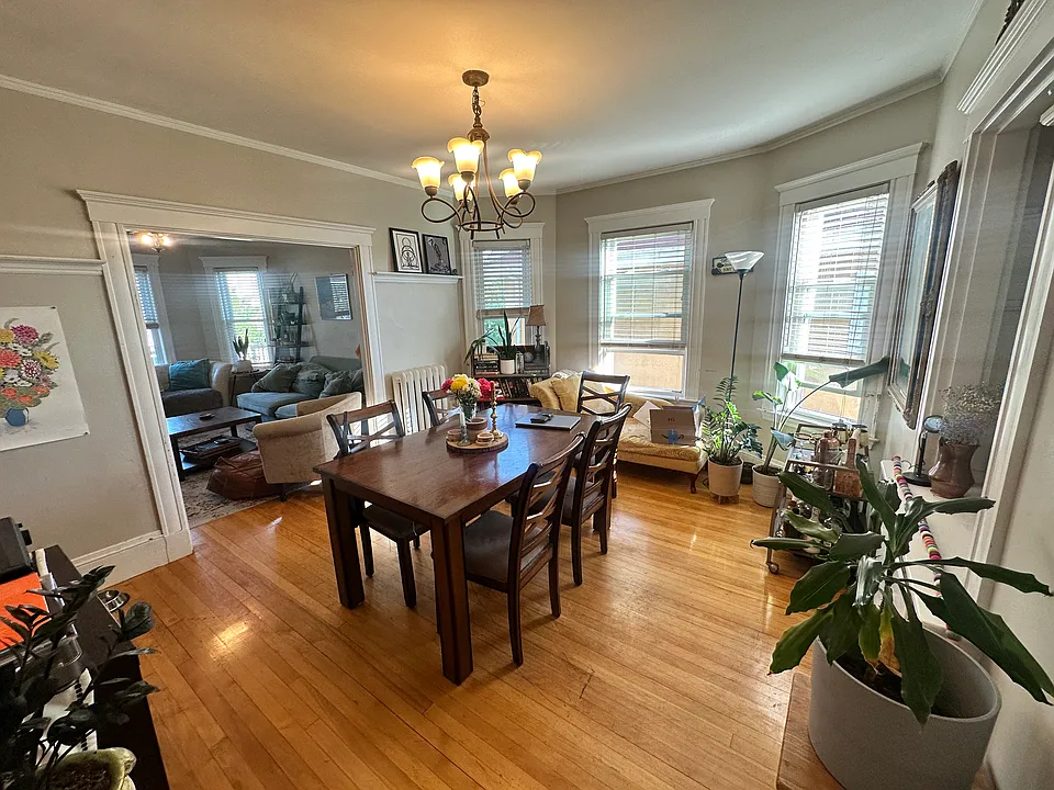 12 Indiana Ave #2