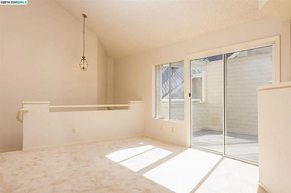106 Whaler Cir photo 1