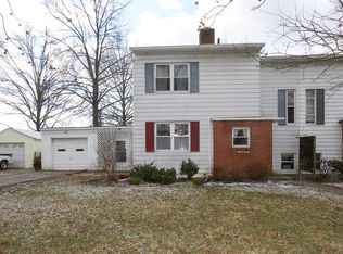 67 Flanders Ln, Cincinnati, OH 45218