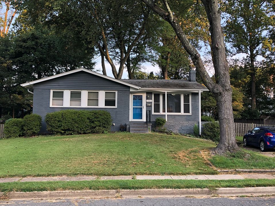 Front of house-newly painted