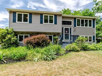 54 Colvintown Rd, Coventry, RI, 02816
