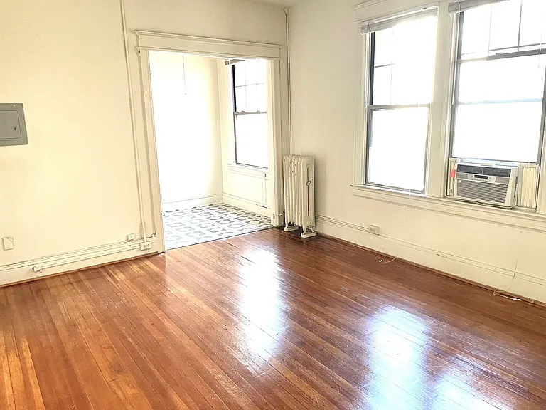 1715 P St NW — Photo 30