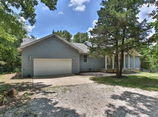 98 Arrowhead Rd, Strafford, MO 65757