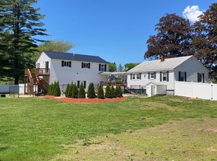 40 Railroad Ave, Seabrook, NH 03874