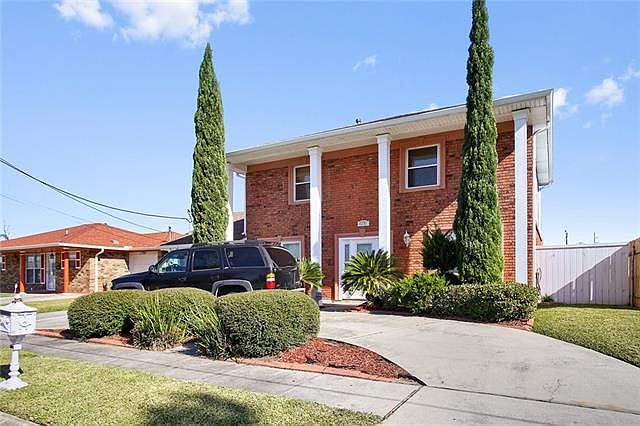 1st image of 4735 Sherwood Dr