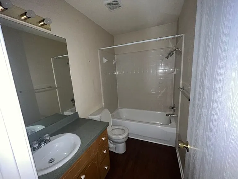 4411 Abigail Dr — Photo 11