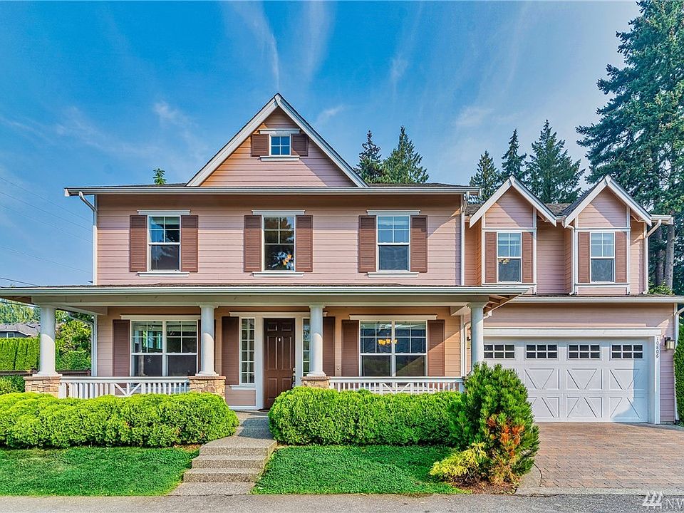 1st image of 10806 NE 14th Ln