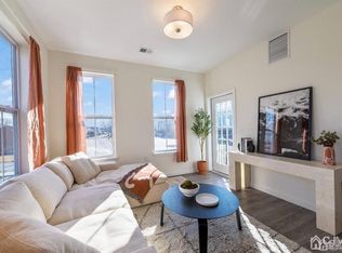 1 Nolan Way #313, East Brunswick, NJ 08816