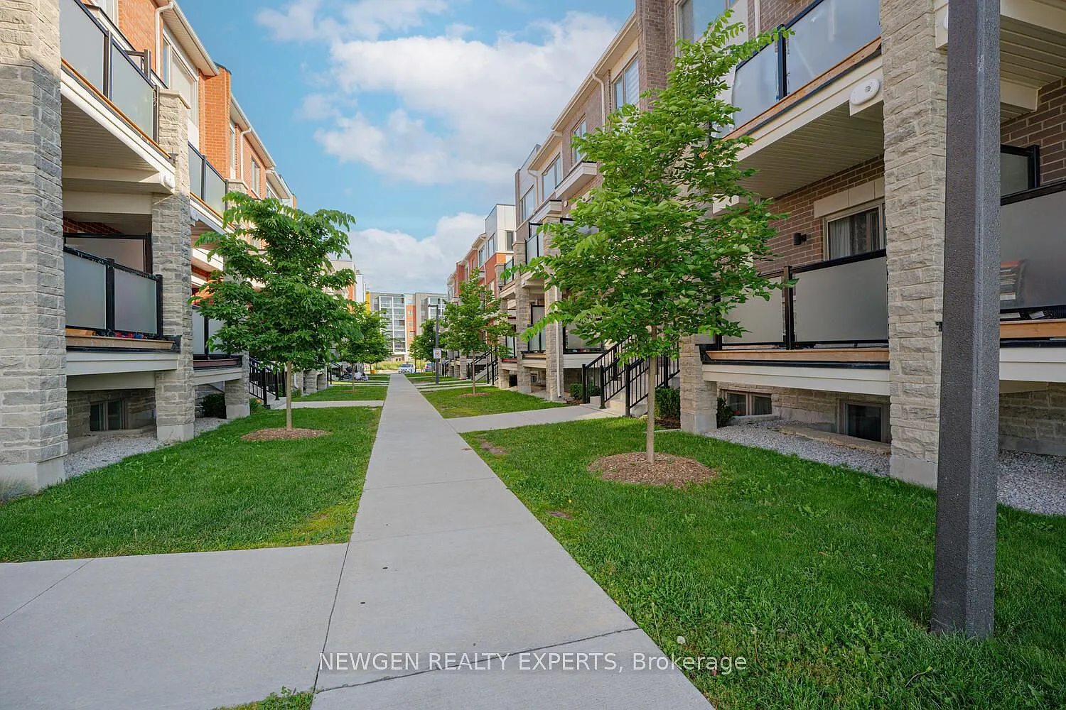 2 bed, $2,525 — Photo 2