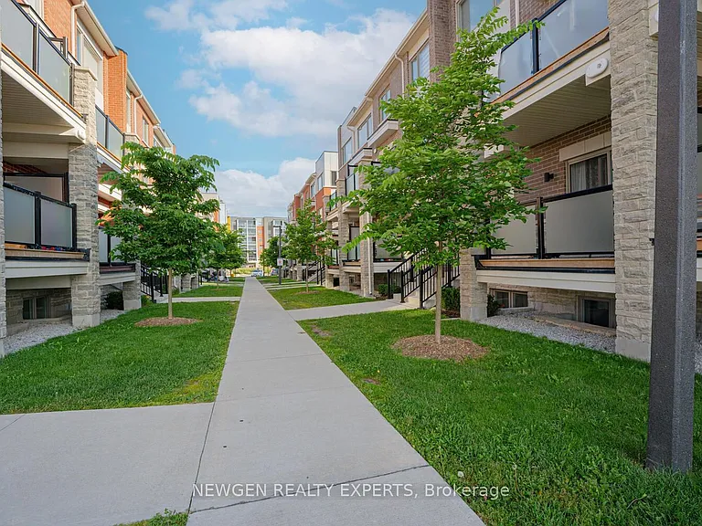 240 Lagerfeld Dr #13 — Photo 2