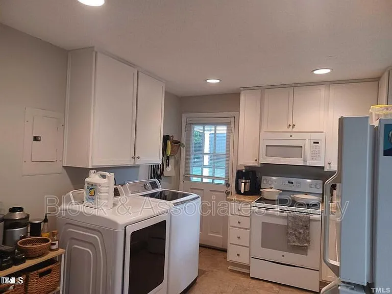 706 Van Buren Rd — Photo 10