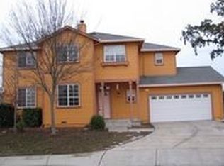 320 Cornell St, Windsor, CA 95492