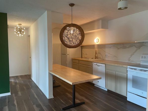 38 Marshall Ave APT 8