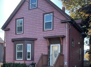 84 Pine St, Swampscott, MA 01907