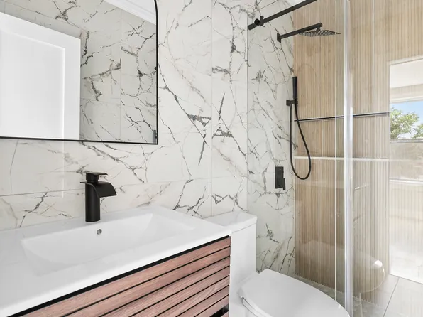 27 Monaco Place image 9 of 14