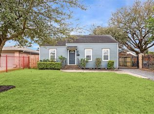 908 Kelley St, Houston, TX 77009