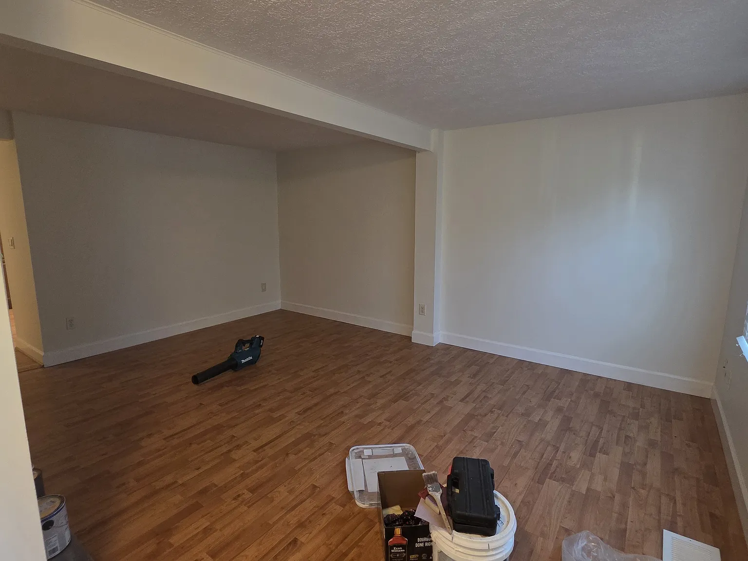 2 bed, 3.5 bath, 1200 sqft, $1,900 — Photo 3
