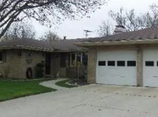 796 Hilltop Ave, Bradley, IL 60915