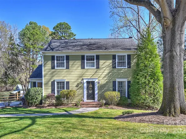 4723 Meadowridge Dr, Charlotte, NC 28226