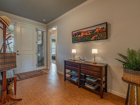 3rd image of 11 Olina St