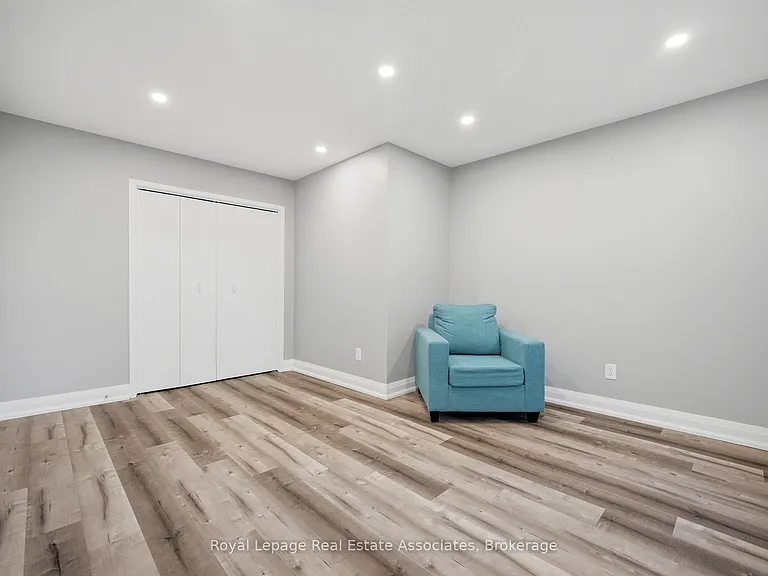 22 Saint James St #A — Photo 26