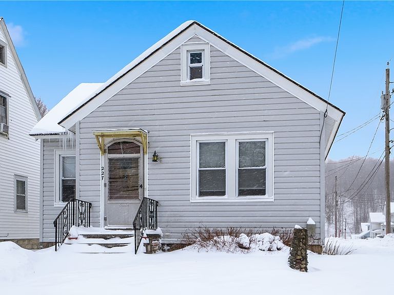Listing photo 2