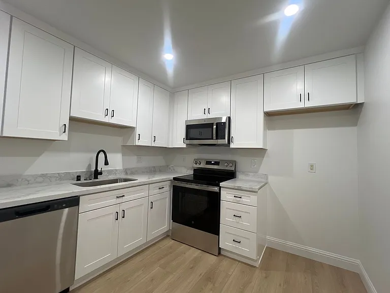 6347 Villa Dr — Photo 5