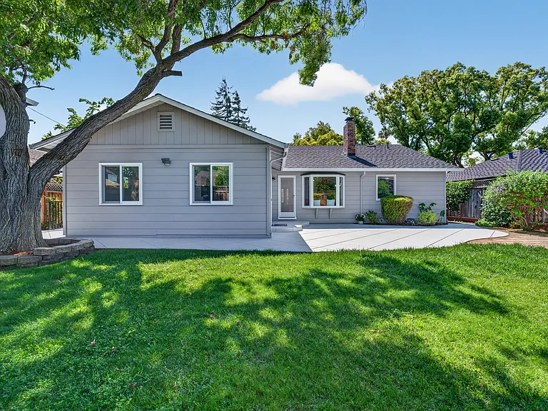366 Manchester Ave — Photo 47