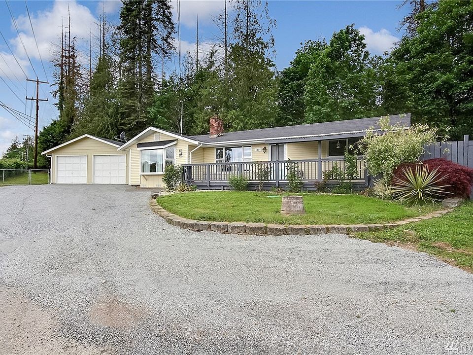 1st image of 1305 Marine Dr NE