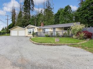 1305 Marine Dr NE, Marysville, WA 98271