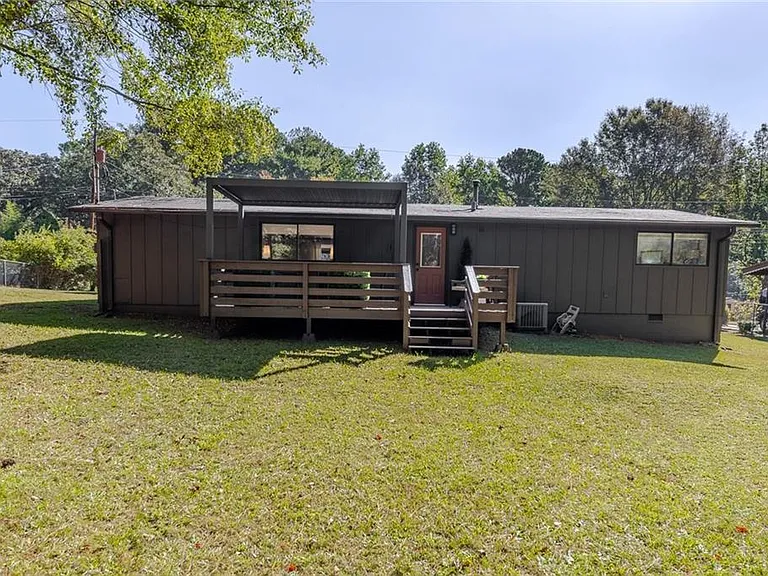 111 Robinhood Dr — Photo 27