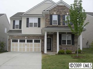 6416 Manitoba Ln, Charlotte, NC 28277