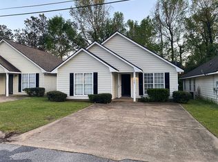 1527 Summerplace Dr, Phenix City, AL 36867