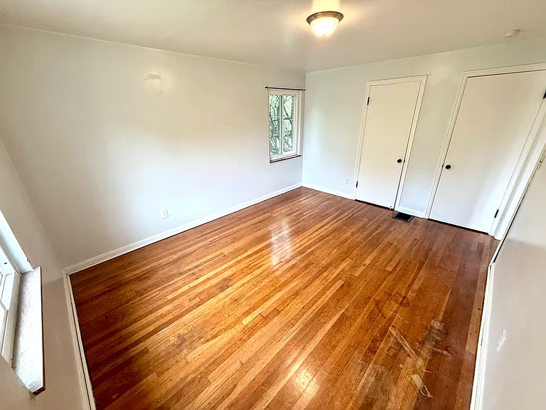 1521 Waltham Rd #1 — Photo 12