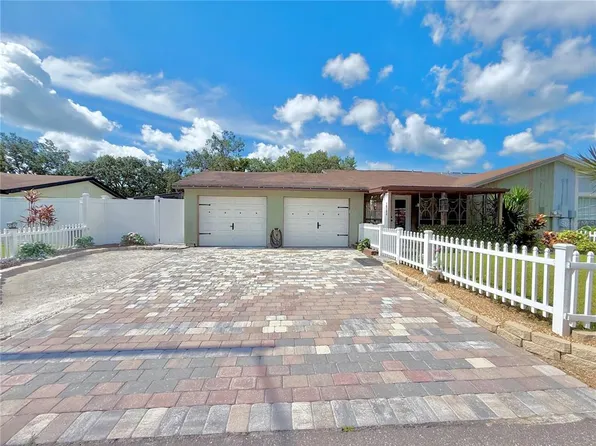 10208 Turtle Hill Ct, Tampa, FL 33615